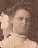 alice-mccammon-commencement-photo-1907
